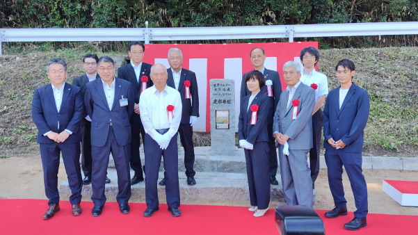 夏祭りで開放的になった浴衣娘が 手当たり次第に男をつれ混む 人気